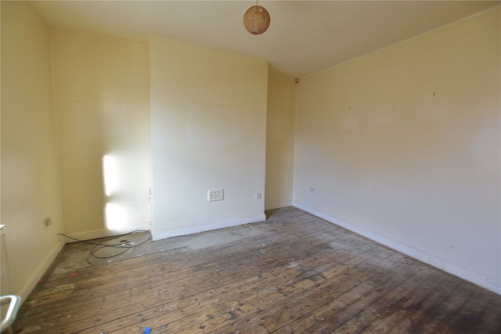 Property photo 2 of 9 Picture No. 02