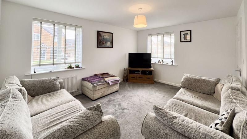 Property photo 2 of 11 92569_12689063_Img_06_0000.Jpeg