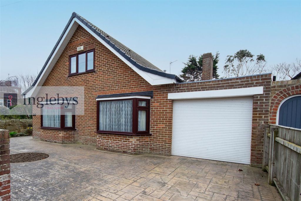 Property photo 1 of 44