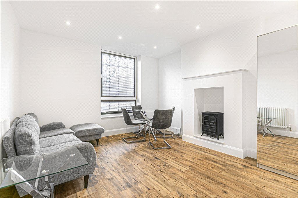 Property photo 1 of 11 Reception Room
