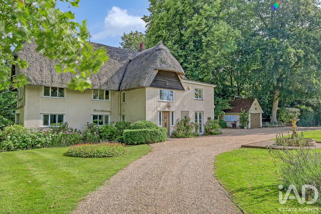 Property photo 1 of 26