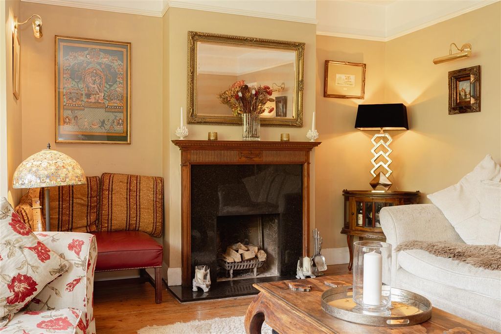 Additional image 5 of 4 bed detached house for saleDeepdene Avenue, Dorking RH4