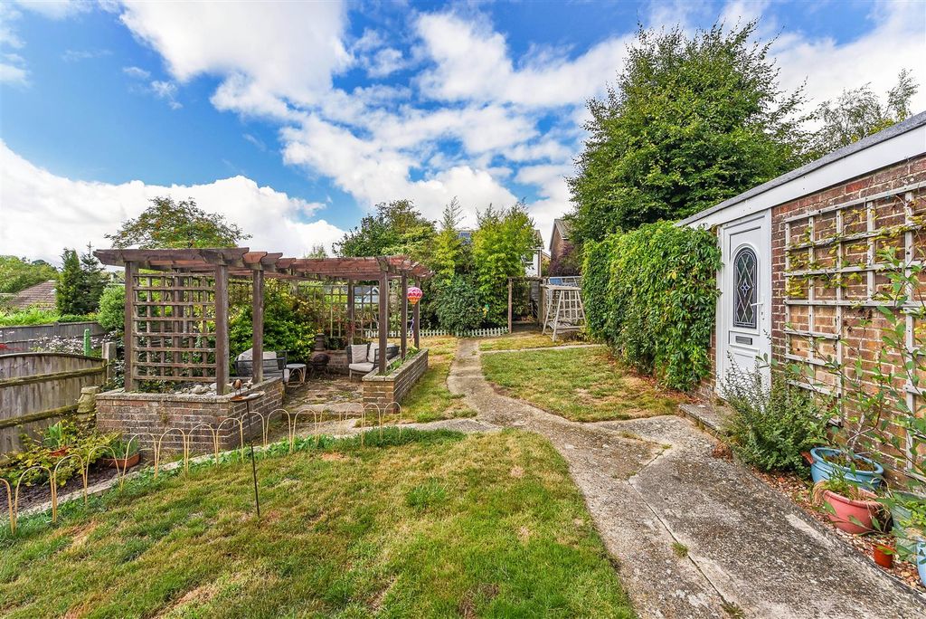 Property photo 2 of 26 Sketch_Ph48_6179246.Jpg