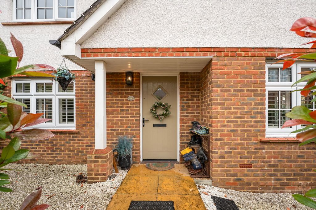 Property photo 2 of 22