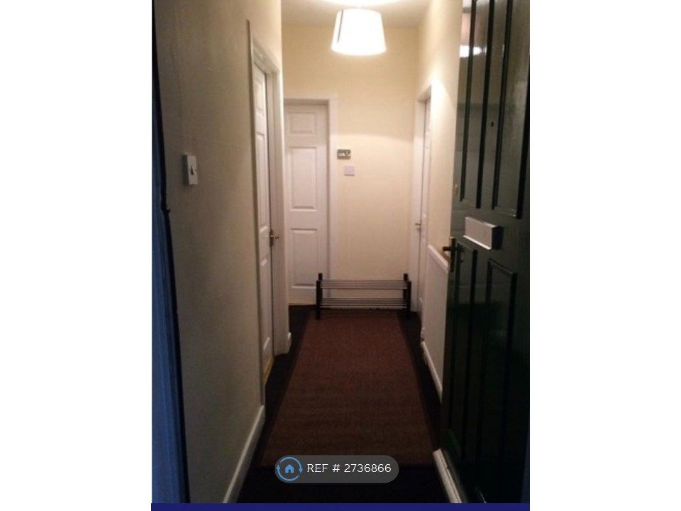 Property photo 1 of 15 Entrance Hall
