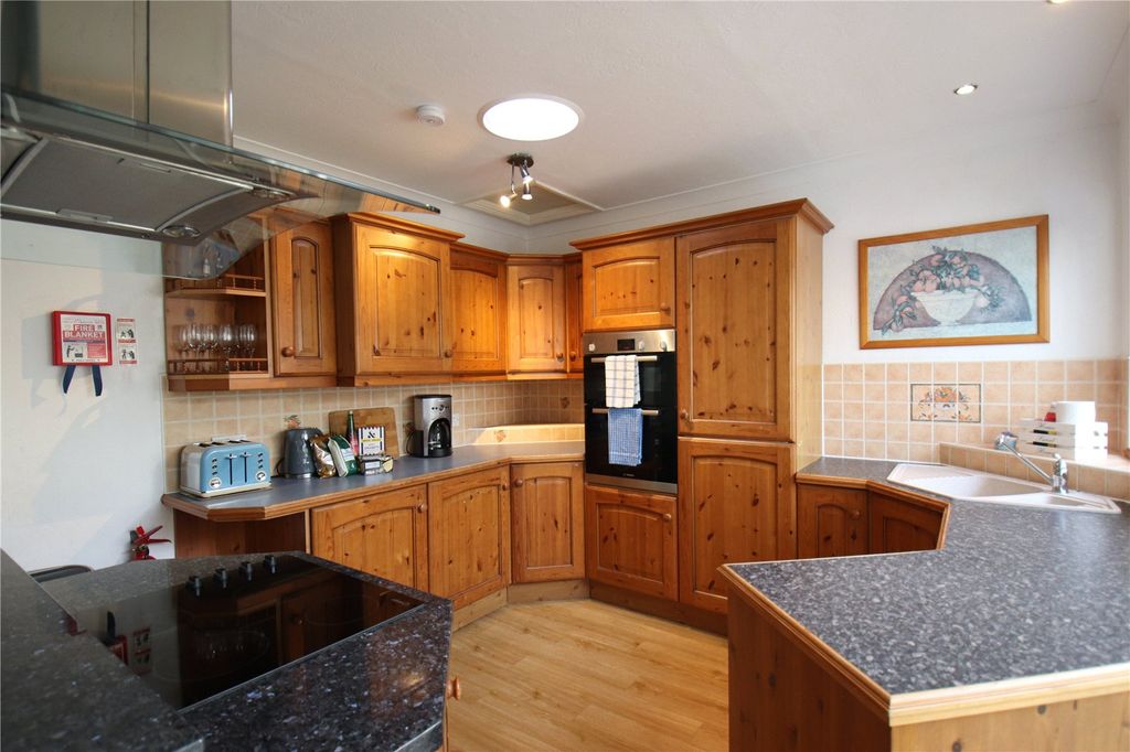 Property photo 3 of 12 Picture No. 12