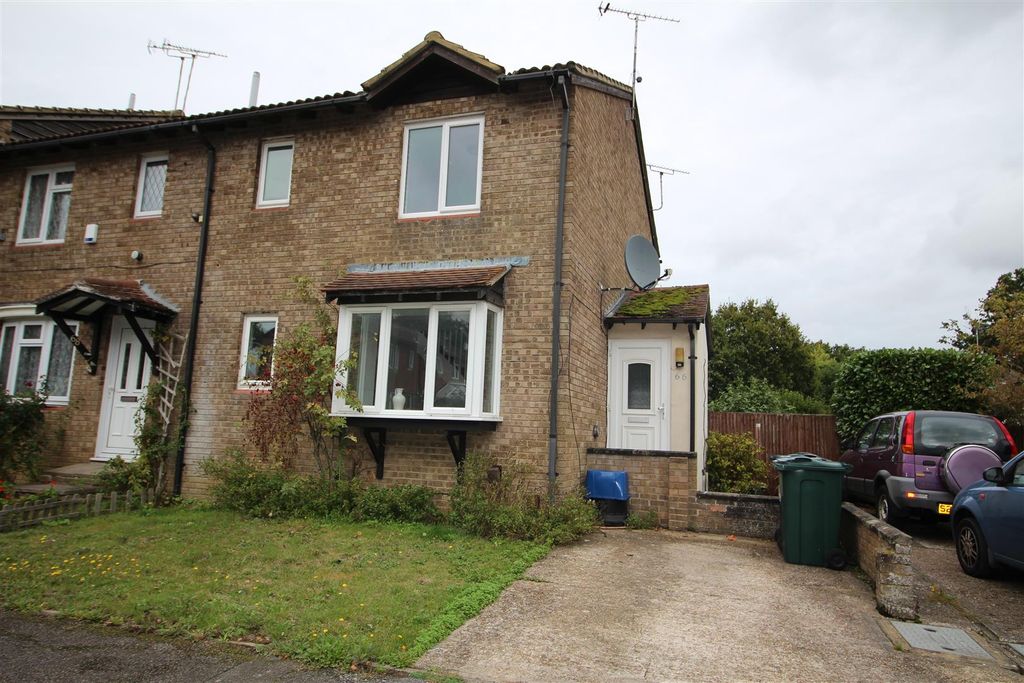 Property photo 1 of 8 Front.Jpg