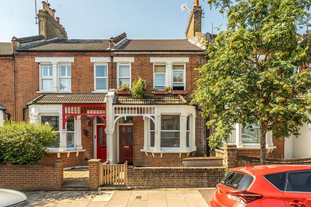 Property photo 1 of 6