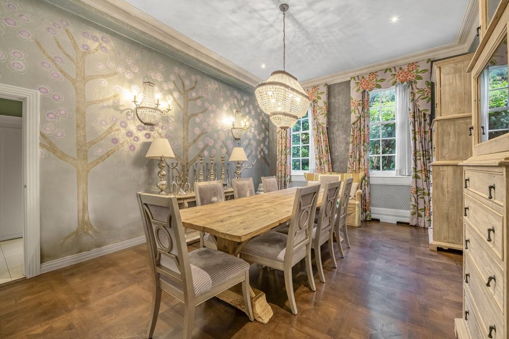 Property photo 3 of 26