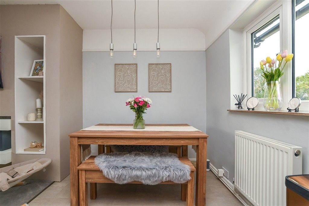 Property photo 3 of 13 Dining Area