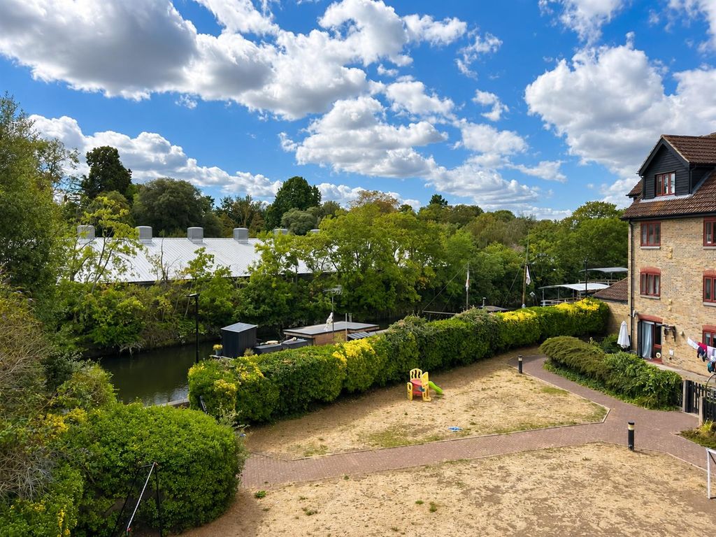 Property photo 1 of 13 87167Cf7-13Be-4Daf-A329-Ae239081073d.Png