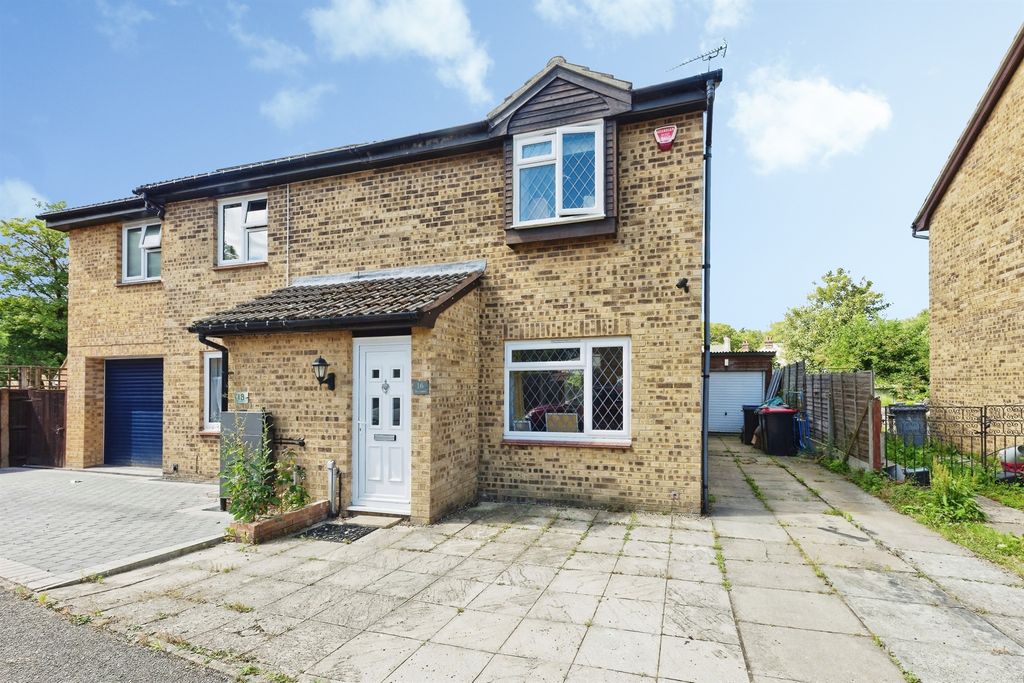 Property photo 1 of 15