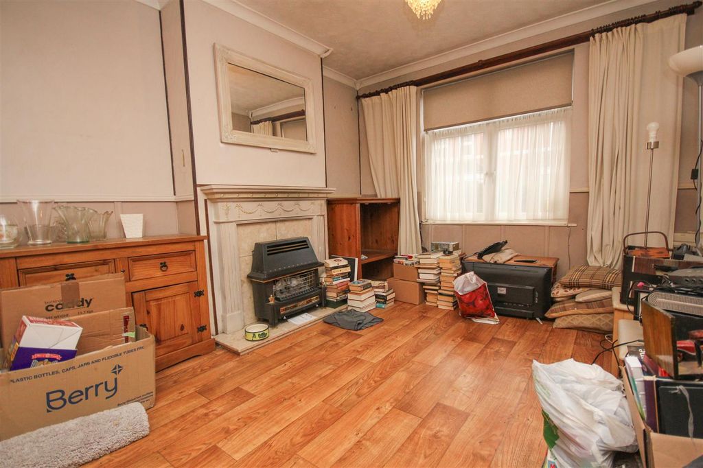 Property photo 3 of 14 Living 1.Jpg