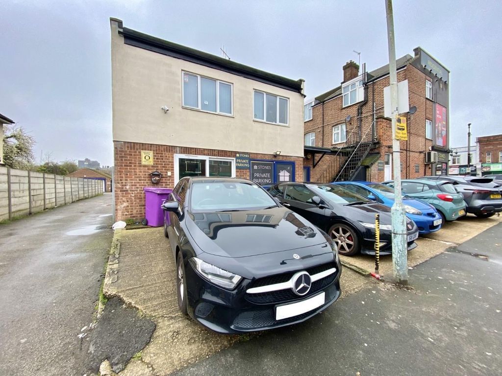 Property photo 3 of 12 Thumbnail_Img_7928.Jpg