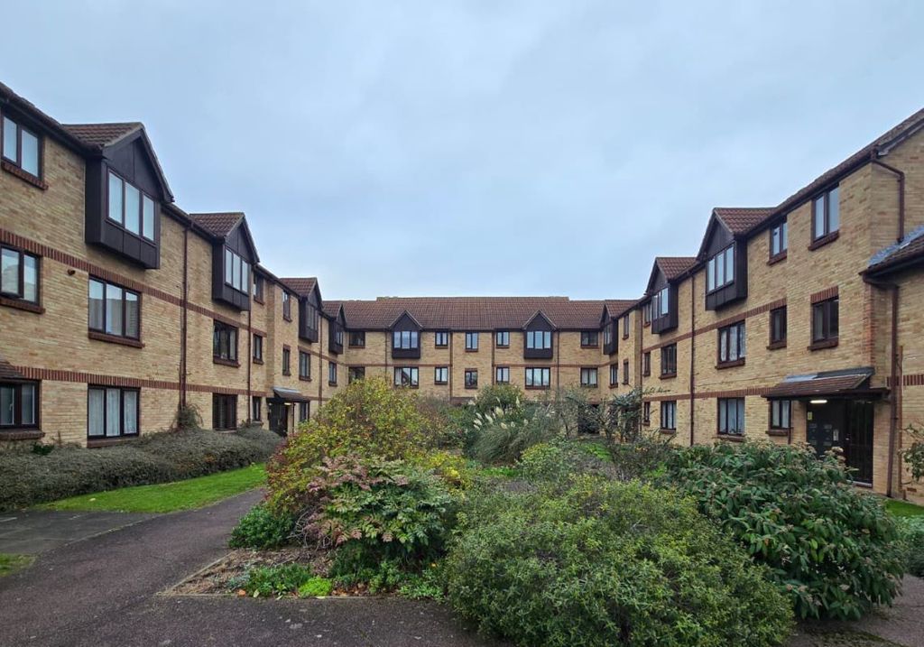 Property photo 1 of 10