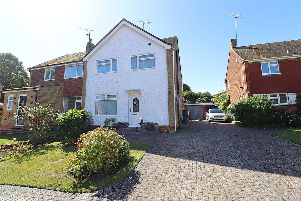 Property photo 1 of 18 Frontage.Jpg