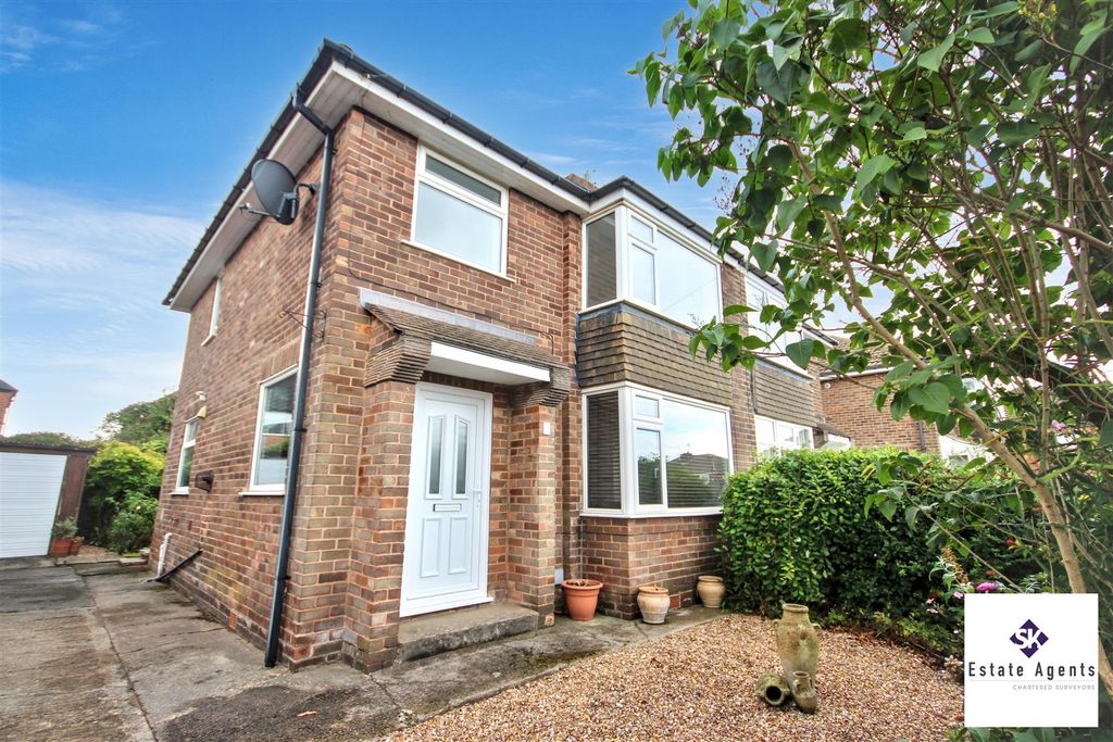 Property photo 1 of 16 Outside