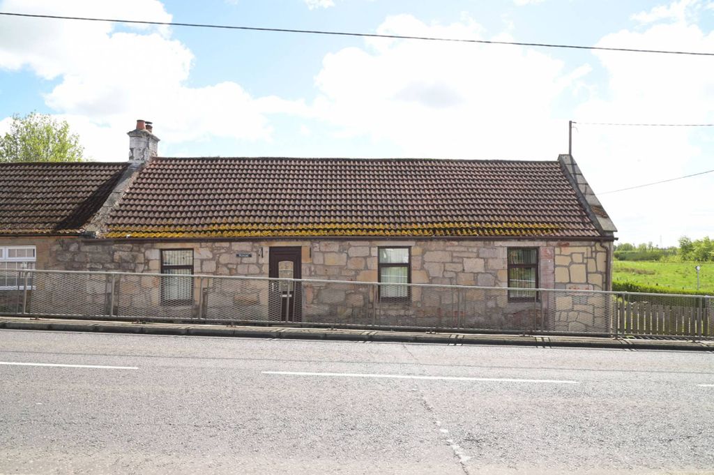 Property photo 1 of 28