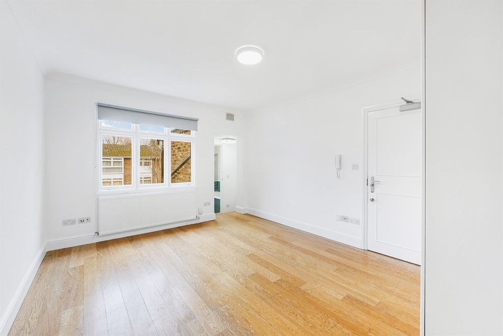 Property photo 1 of 5 (Main)