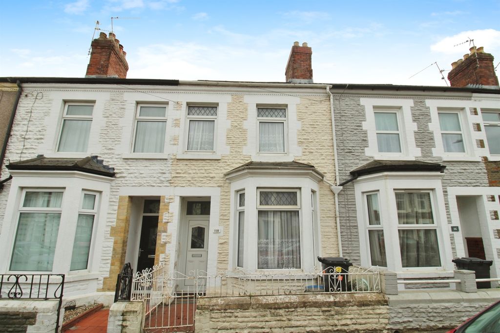 Property photo 1 of 17