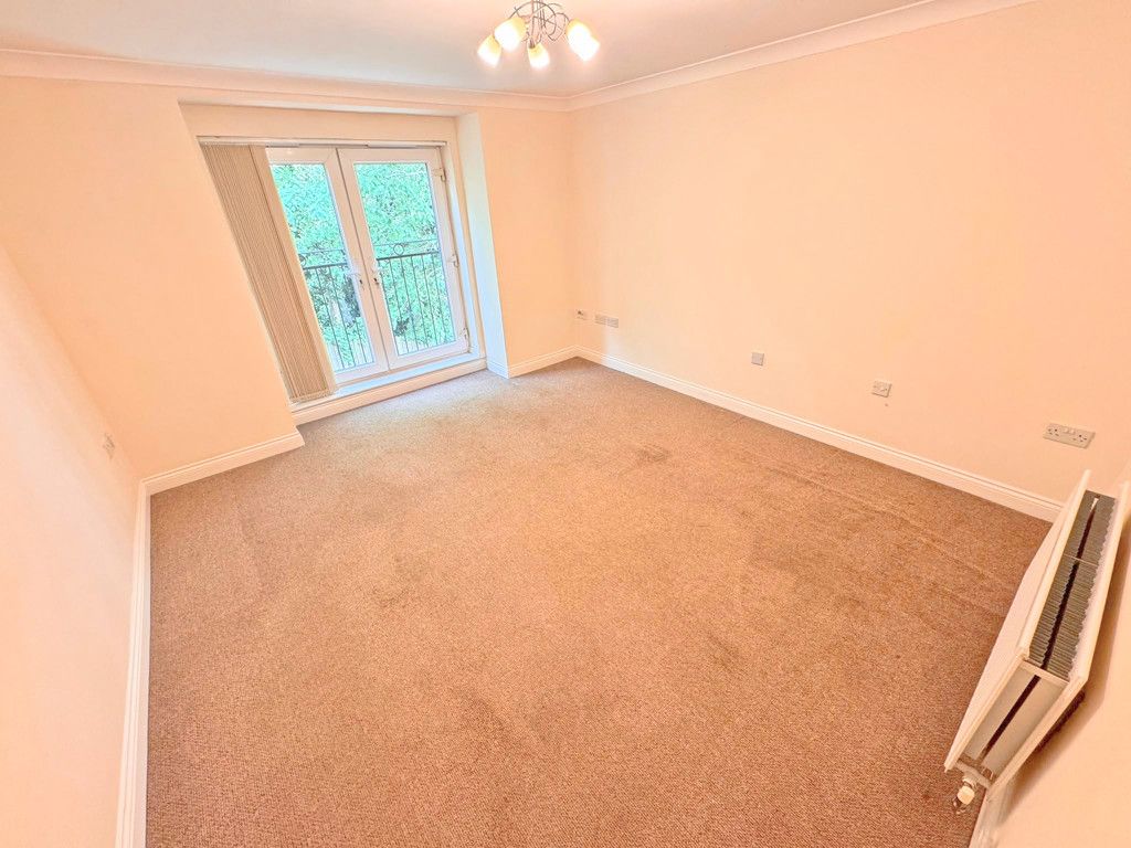 Property photo 3 of 13 Photo 21