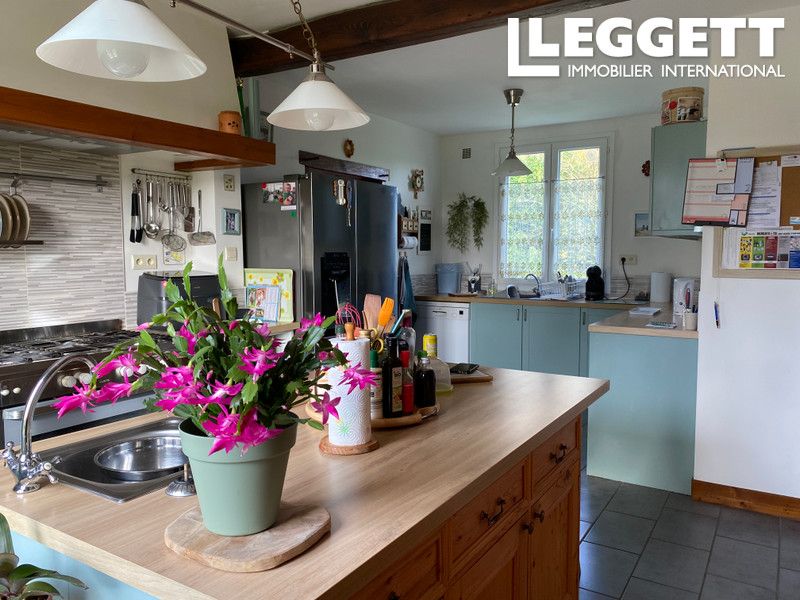 Property photo 3 of 10