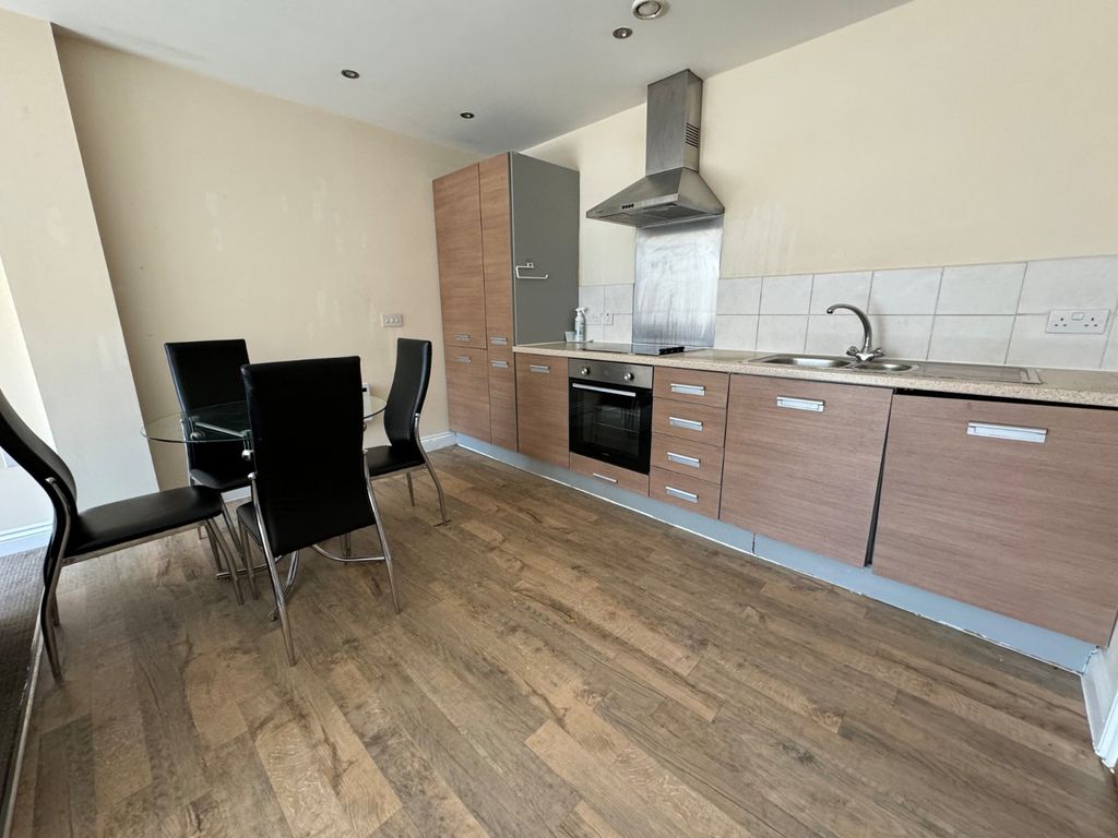 Property photo 1 of 6 Picture No. 06