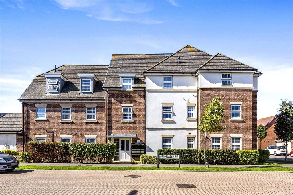 Property photo 1 of 19 Picture No. 17