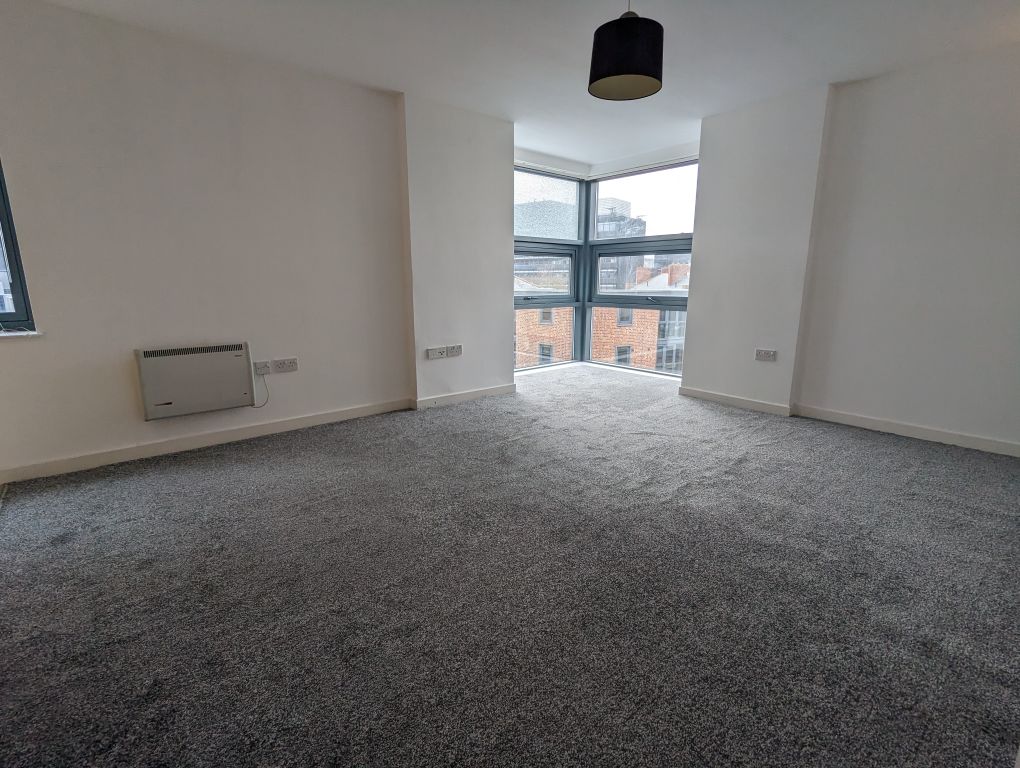 Property photo 1 of 6 Living Room