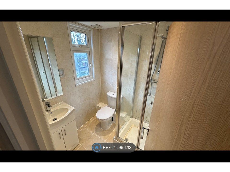 Property photo 3 of 3