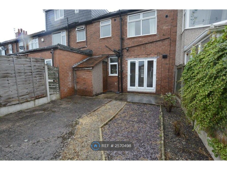 Property photo 2 of 18