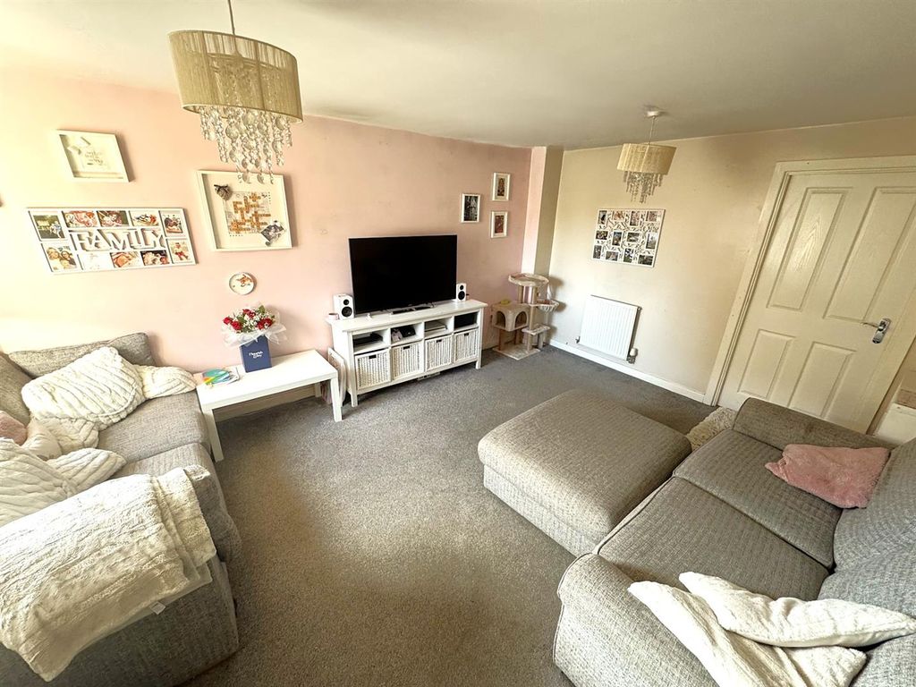 Property photo 3 of 21 Thumbnail_Image5.Jpg