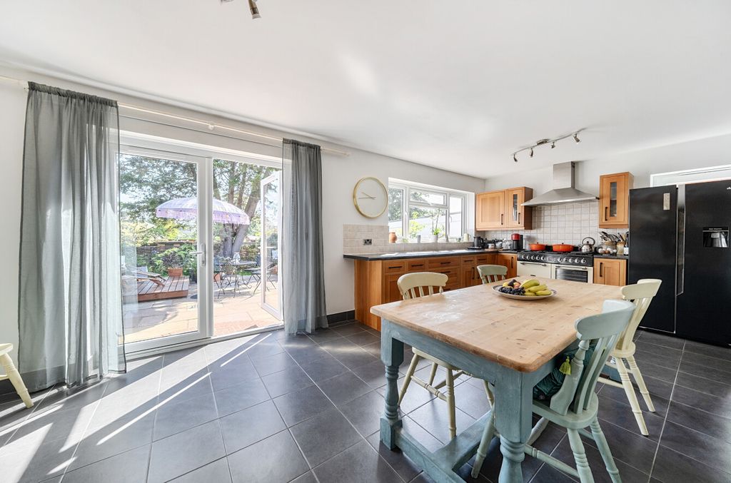 Property photo 3 of 25 1482393-20-6A3ba2...