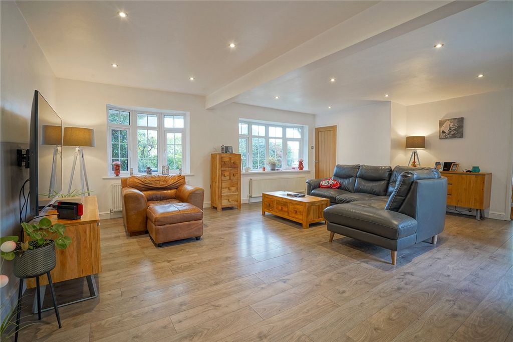 Property photo 2 of 11 Picture No. 05