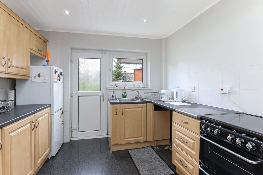 Property photo 3 of 26 Picture No. 36