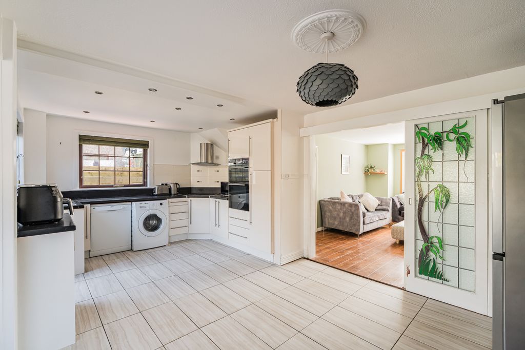 Additional image 11 of 3 bed villa for sale46 Baberton Mains Drive, Edinburgh EH14
