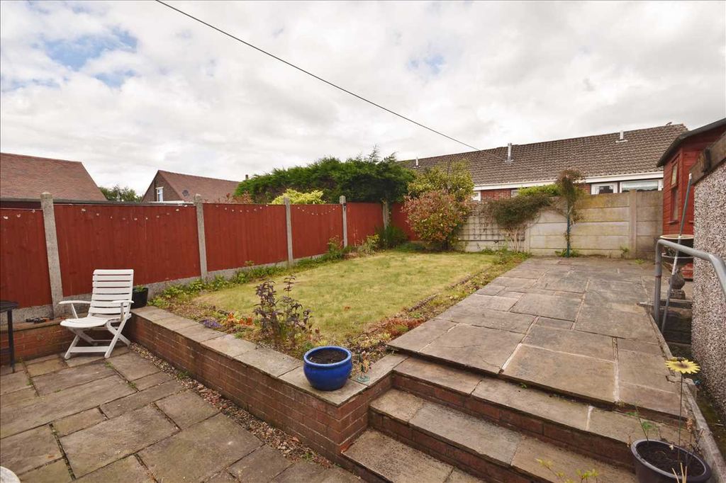 Property photo 2 of 11
