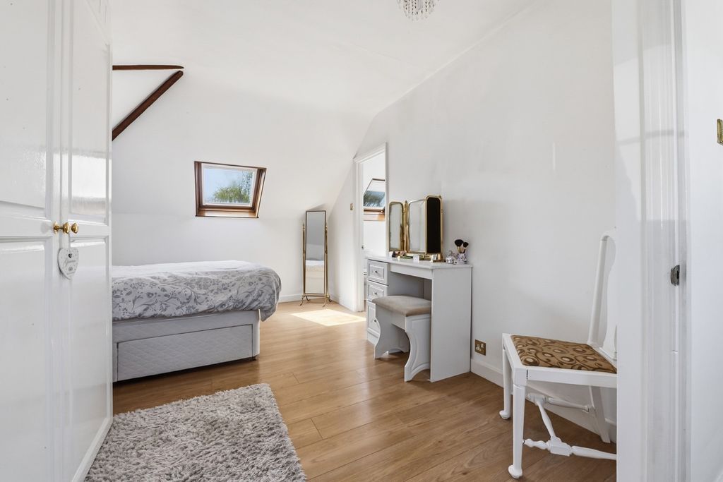 Additional image 5 of 5 bed detached house for saleHill View Road, Longfield DA3