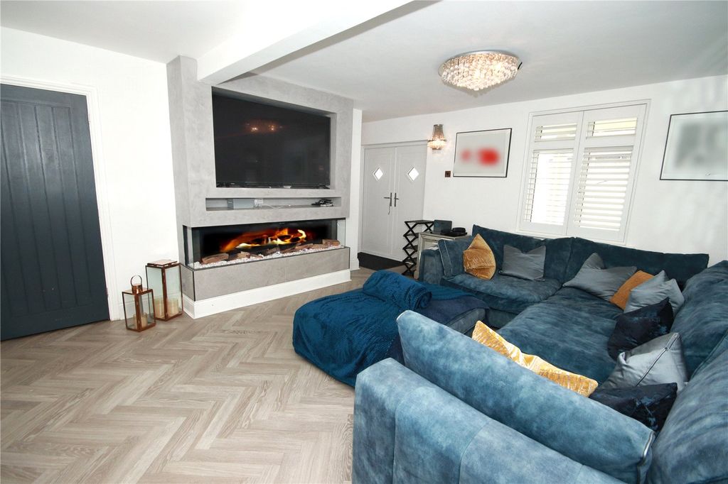 Property photo 3 of 31 Picture No. 09