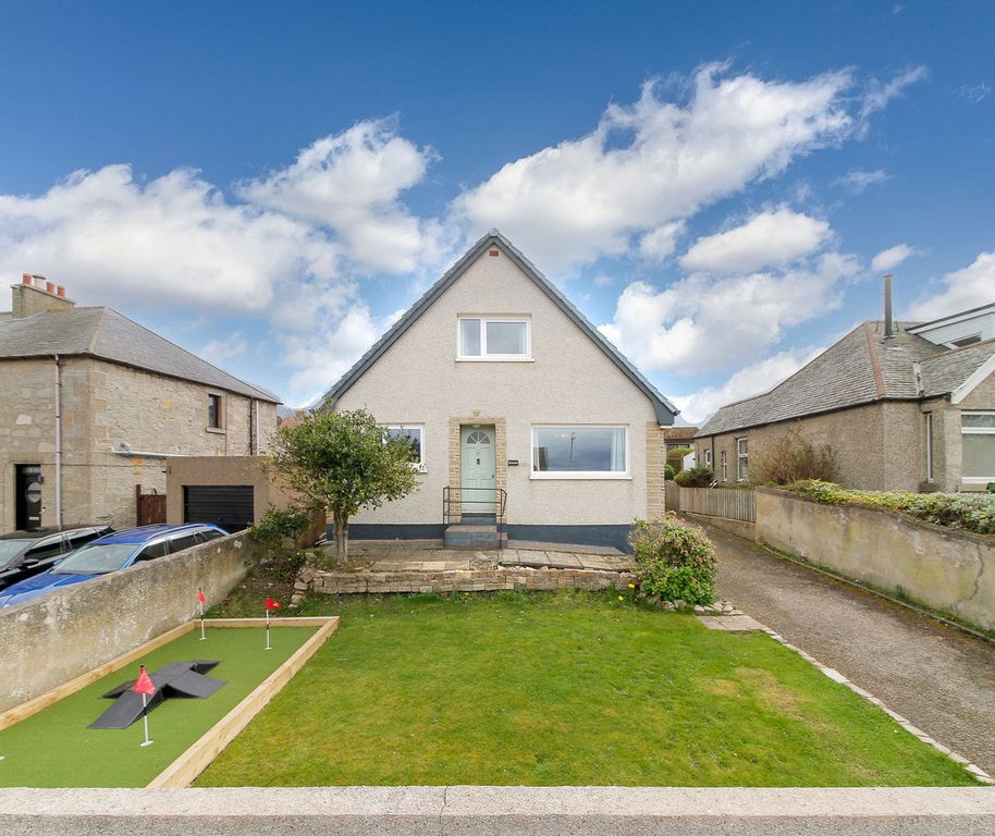 Property photo 2 of 33