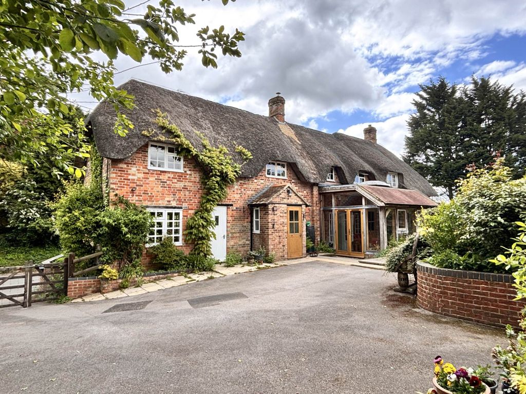 Property photo 1 of 16