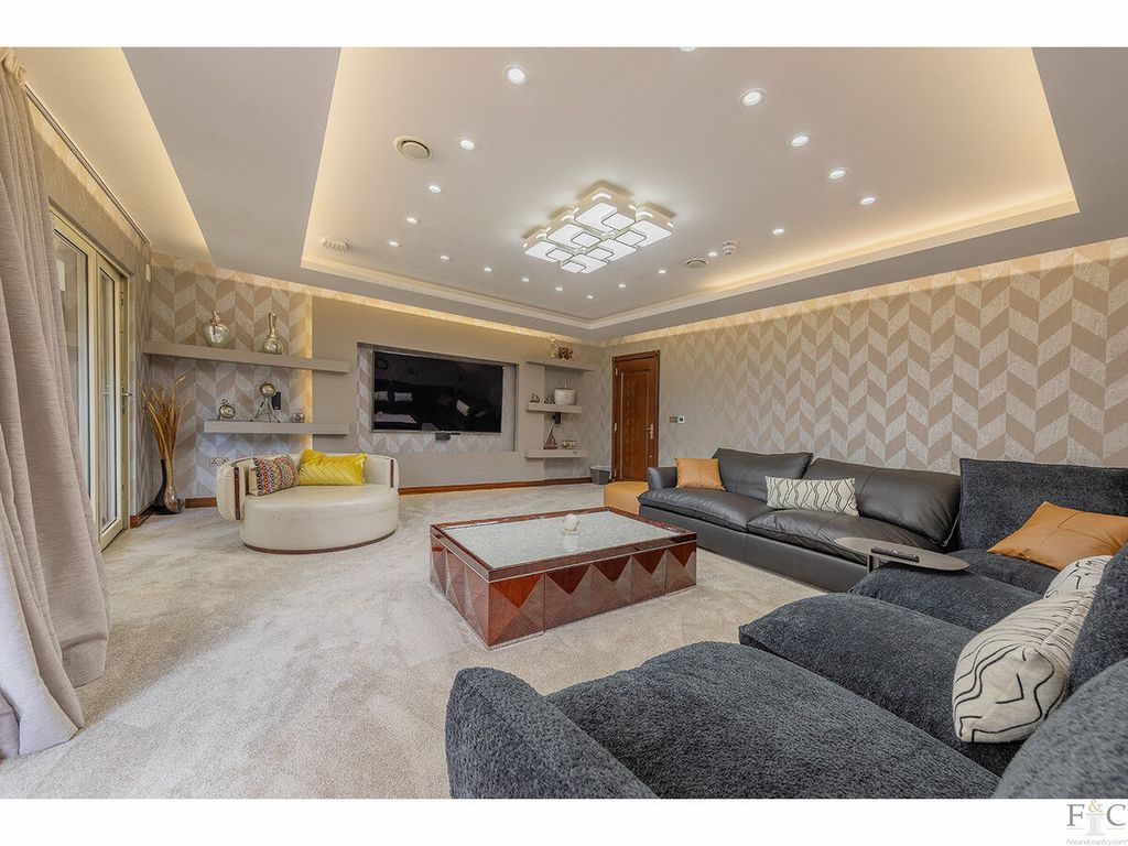 Additional image 8 of 8 bed detached house for sale8 Blackthorn Lane, Oadby LE2