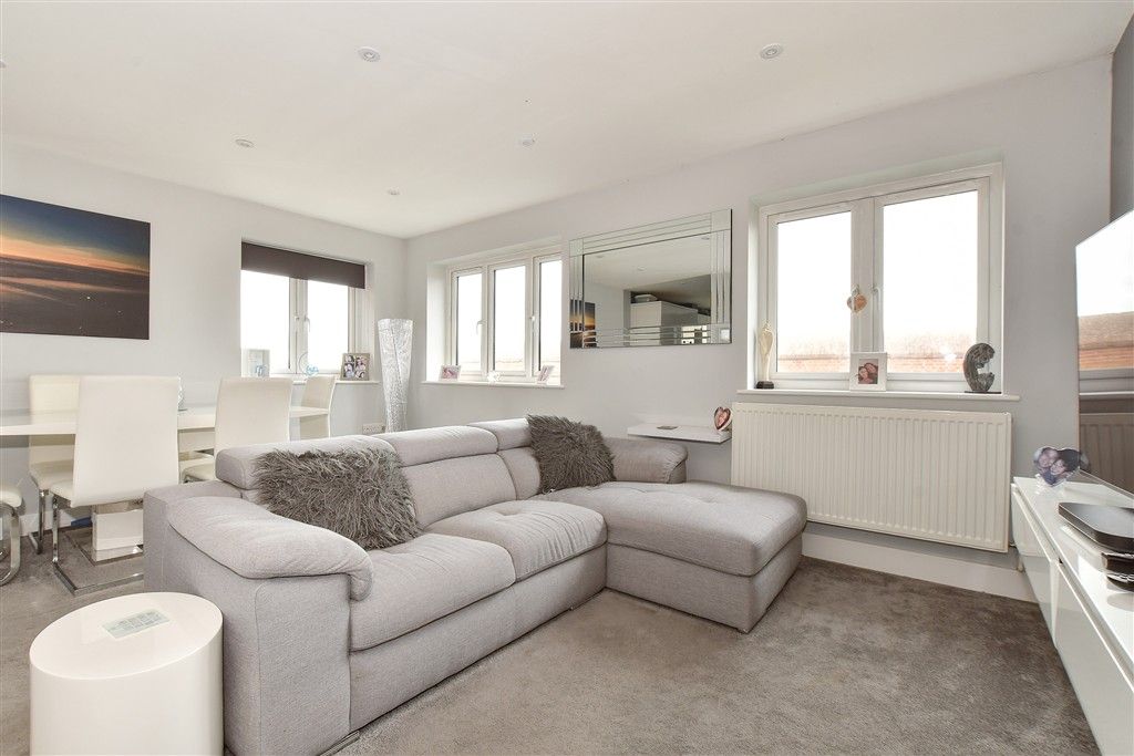 Property photo 2 of 14 Lounge/Dining Room