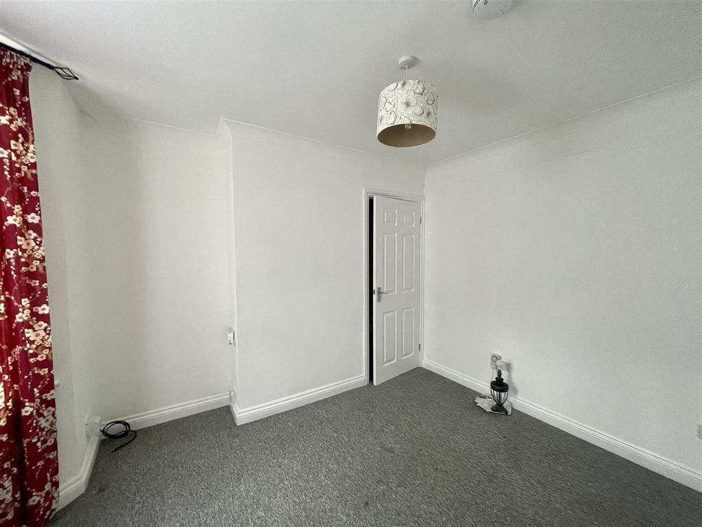 Property photo 2 of 12 Img_9585.Jpg