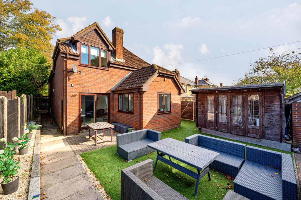 Property photo 1 of 18 685718_1_009