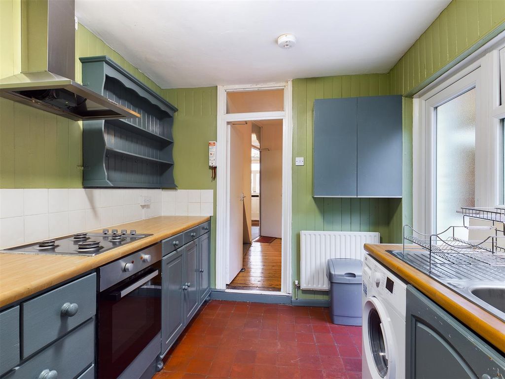 Property photo 3 of 9 Cam00771P1-Pr0132-Still04.Jpg