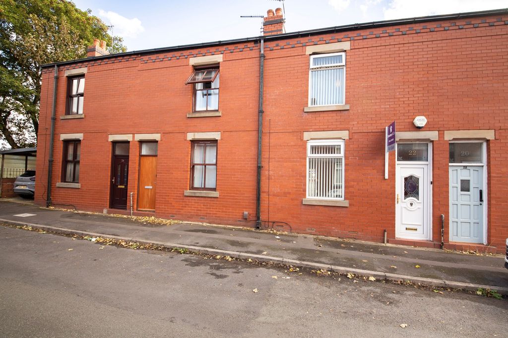 Property photo 1 of 23