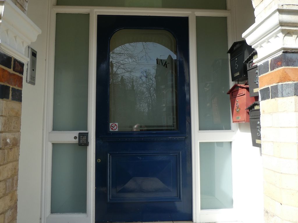 Property photo 3 of 12 Porch