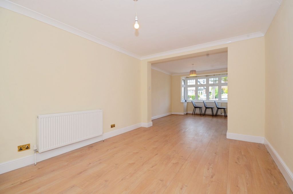 Property photo 3 of 20 Open Plan Living