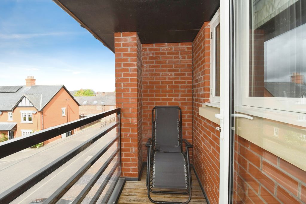 Additional image 6 of 2 bed flat for saleBennetts Mill Close, Woodhall Spa LN10